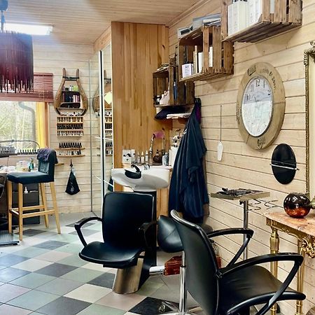 Baeverli Hills Lidköping エクステリア 写真