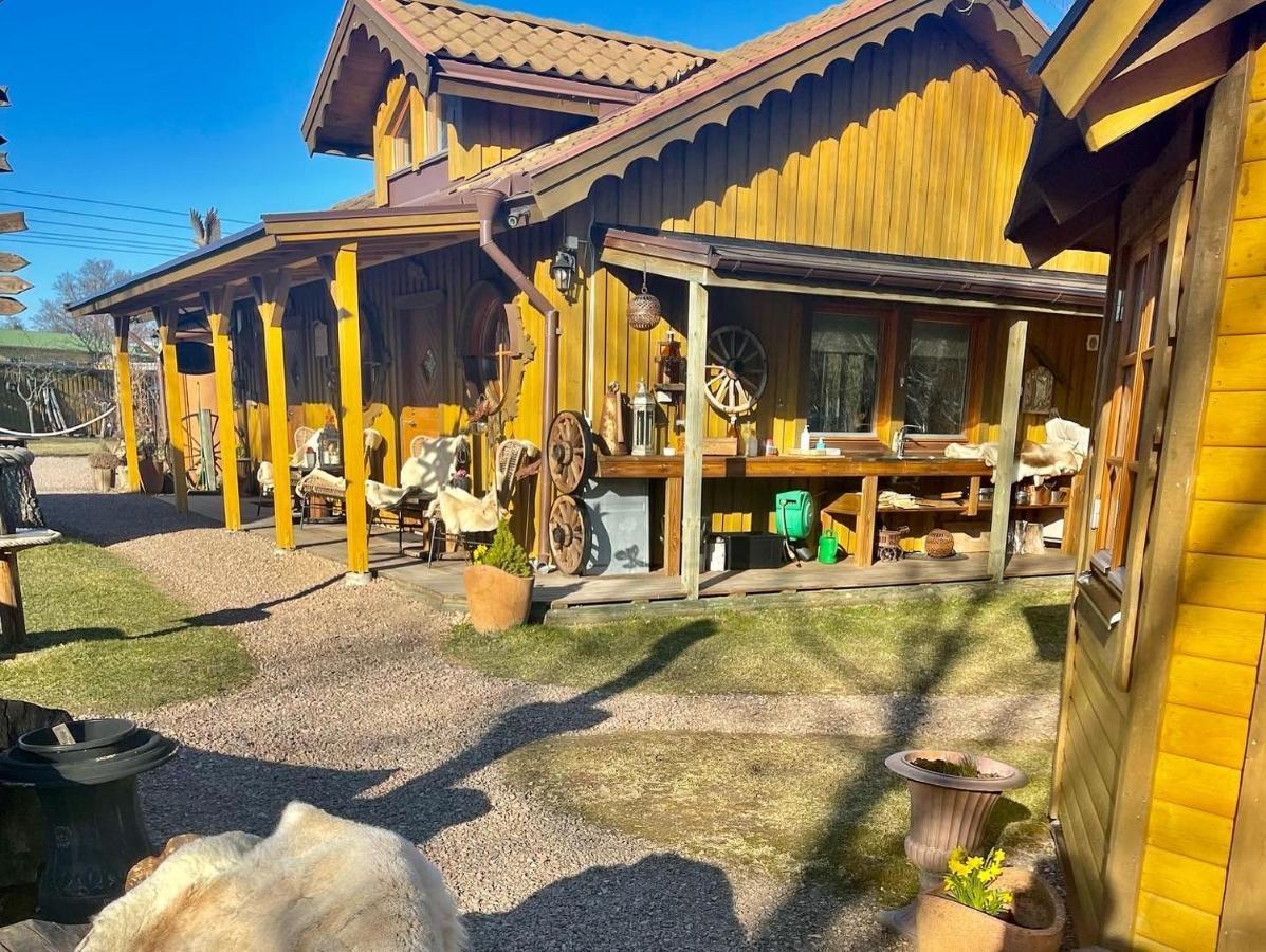 Baeverli Hills Lidköping エクステリア 写真