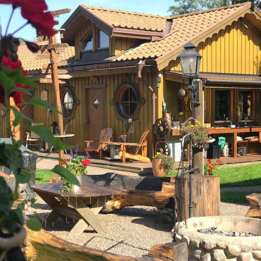 Baeverli Hills Lidköping エクステリア 写真
